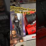 Roman Reigns Main Event Special Edition Figure et Gauntlet Set découverts chez Ross.