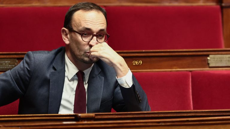 Municipales à Bordeaux : un sondage place Cazenave en tête pour une liste du centre-droit.