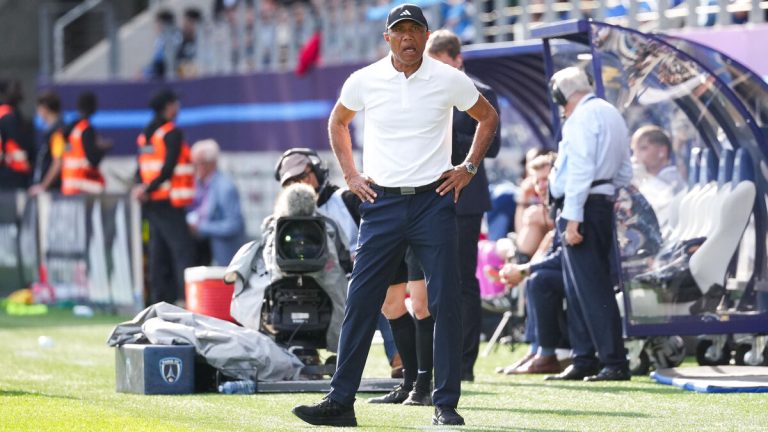 Antoine Kombouaré évoque ses ambitions avant le derby contre le PSG, évitant la défaite.