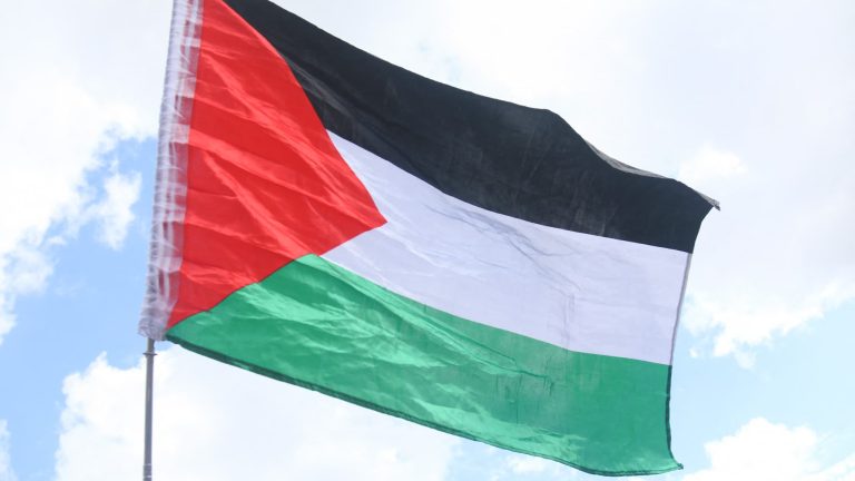 Rennes alloue 15.000 euros pour soutenir les populations civiles en Palestine.