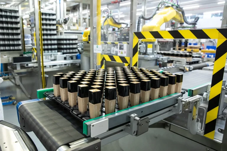 Le Parlement européen lève les restrictions sur les produits chimiques dans les cosmétiques