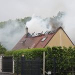 Calvados : un incendie lié à des panneaux photovoltaïques évacue une famille de sa maison.