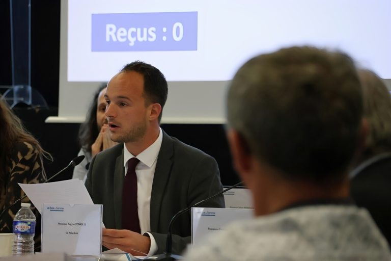 Hausse des impôts et des tarifs de cantine : Angelo Tonolli évoque une solution nécessaire.