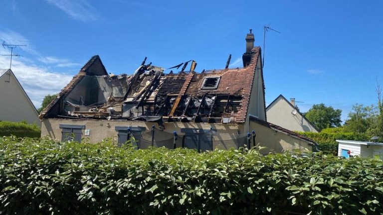 Calvados : une famille crée une cagnotte après l&rsquo;incendie de leur maison.