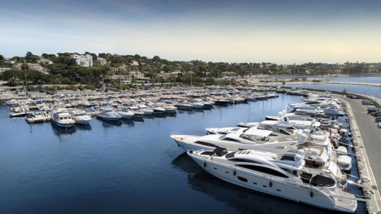 Antibes : un homme arrêté après une intrusion sur un bateau et une exhibition près d&rsquo;une plage