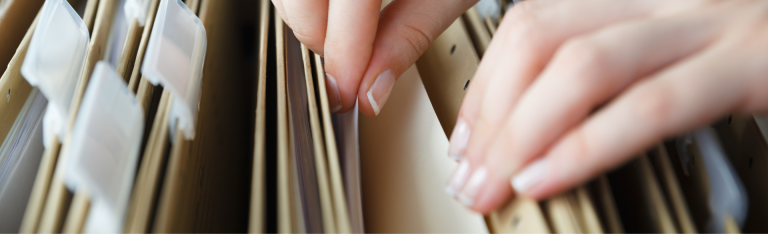 Les Archives Nationales de France facilitent la recherche généalogique en ligne