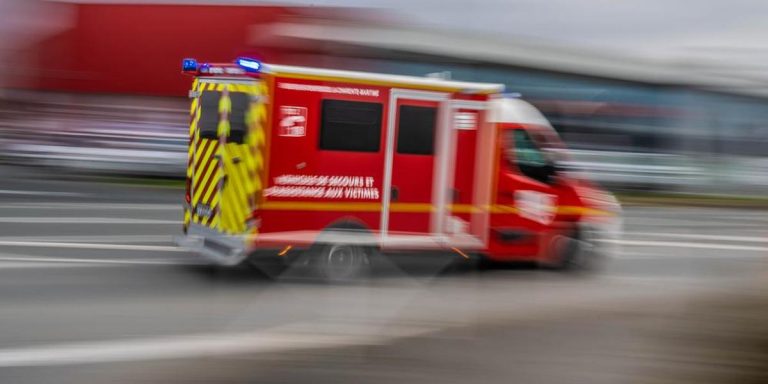 Un homme décède dans un accident de parapente au bassin d’Arcachon, enquête en cours.