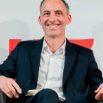 Raphaël Glucksmann conseillé d&rsquo;ignorer les préoccupations des pauvres selon note interne