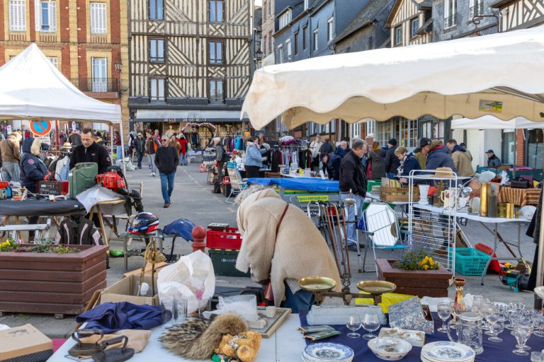 Foires à tout prévues ce week-end de l&rsquo;Ascension à Pont-Audemer, Bernay et Le Neubourg.