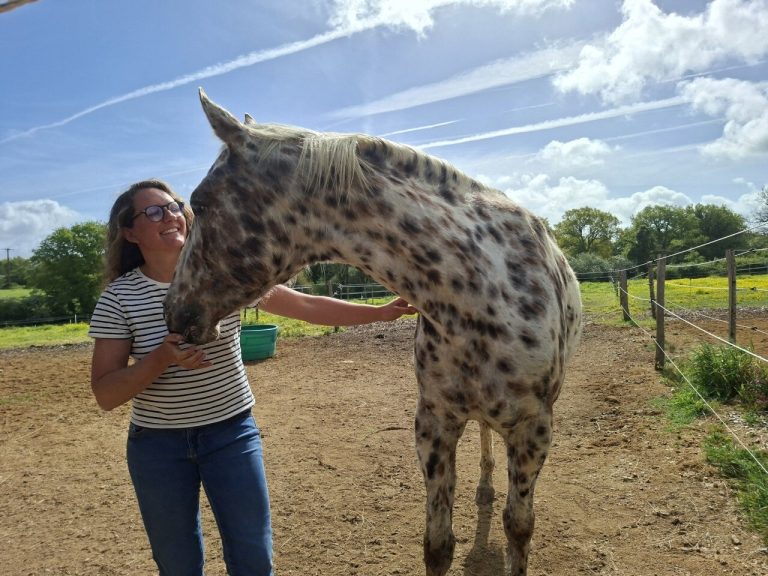 Charlotte Rondeau : Le bien-être des chevaux au cœur de son projet de vie