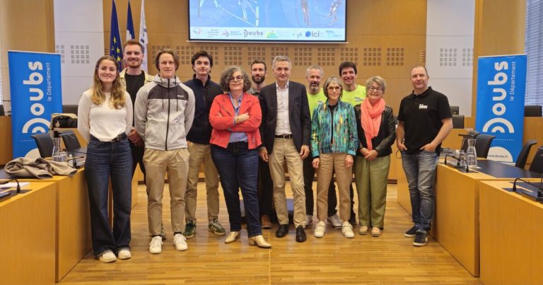 Tremplins de Chaux-Neuve 2026 : un grand prix de ski alliant sport et culture en France