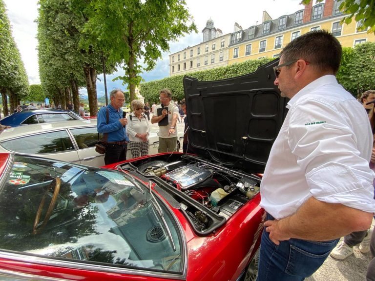 Tour Auto : Les collectionneurs récompensés pour les plus belles autos à Pau
