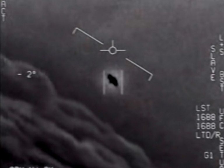 Le Pentagone publie des documents sur les ovnis, révélant des observations troublantes