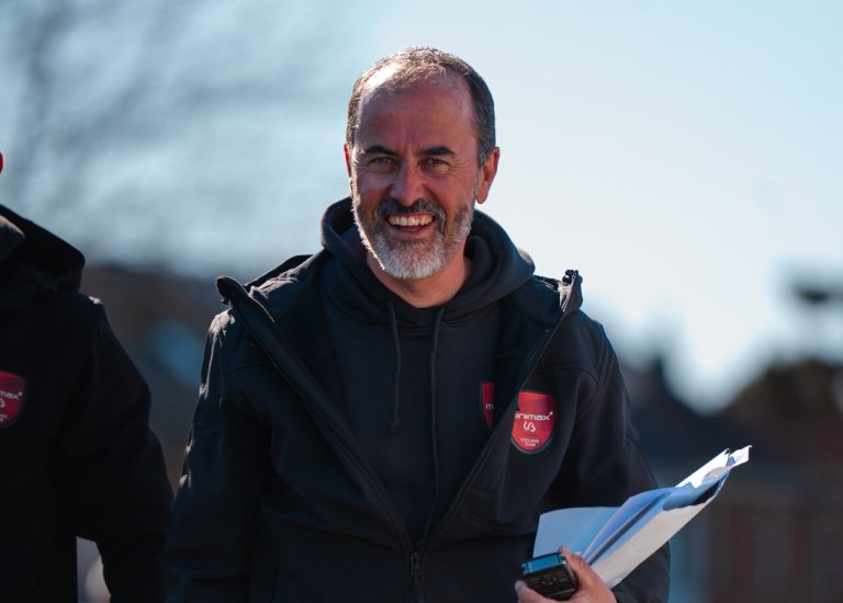 Un directeur sportif d&rsquo;Argentan rejoint une équipe féminine de cyclisme en Belgique.
