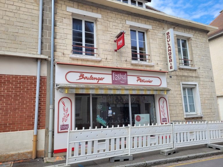 Pas de boulanger, surcoût des travaux : cette boulangerie de Suisse normande va-t-elle rouvrir ?