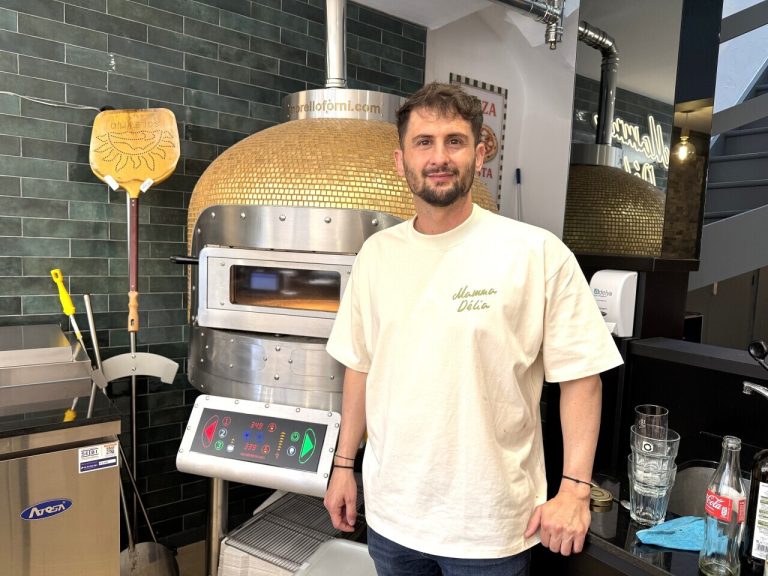Luca Marien, originaire de Naples, ouvre une pizzeria à Bernay, rue Gaston-Folloppe.