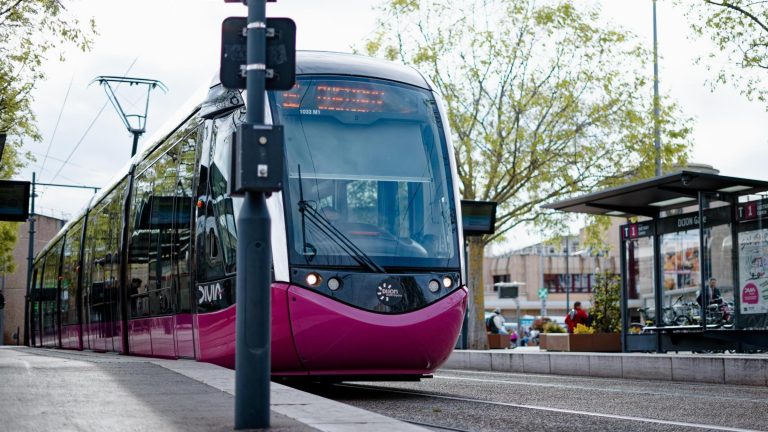 Divia annonce l&rsquo;interruption de tous ses services le 1er mai 2023.