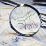 Certification professionnelle : examen AMF et finance durable en vérification interne en France.
