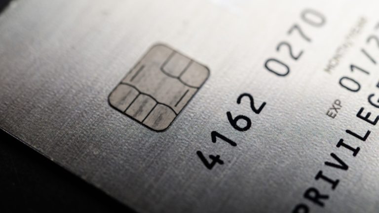 Fraude aux aides des demandeurs d&rsquo;asile : 5 millions d&rsquo;euros détournés à Nice