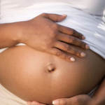Du désir d’enfant à l’abus : enquête sur les dérives dans le secteur de la procréation médicalement assistée.
