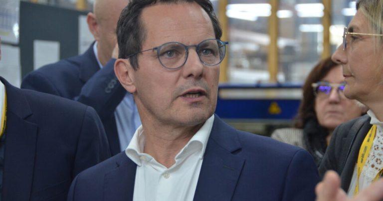 Réunion à Castan sur la réindustrialisation de la filière automobile ce lundi.