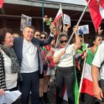 Nice soutient les Iraniens lors d&rsquo;un rassemblement devant la mairie.