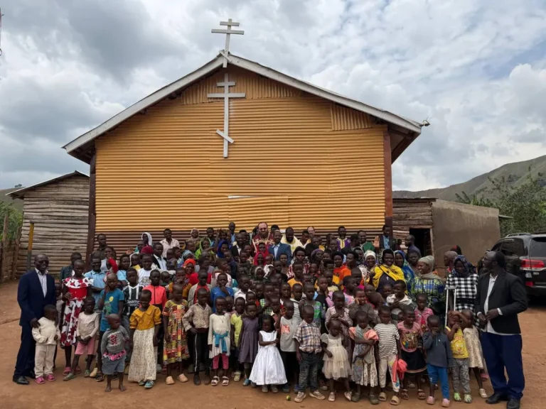 L’Église orthodoxe russe renforce son influence au Bénin et en Afrique de l’Ouest.