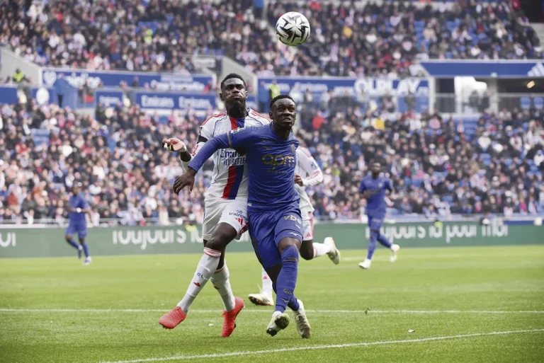 La Ligue 1 forme des talents qui intègrent les clubs européens majeurs en 2023.