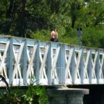 Canal de Jonage à Lyon : des sauts depuis les ponts malgré les interdictions et les dangers.