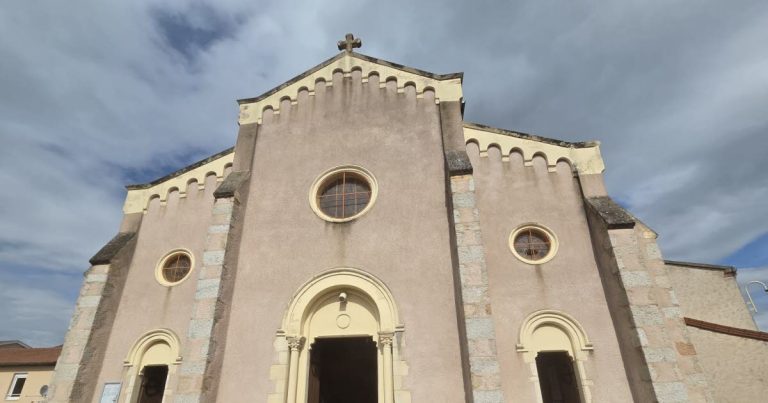 Incendie dans l&rsquo;église de Lentigny : la thèse criminelle privilégiée par les enquêteurs.