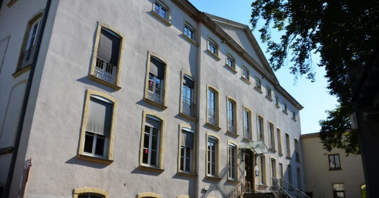 Perrecy-les-Forges : un homme de 49 ans condamné pour harcèlement sexuel sur deux mineures.