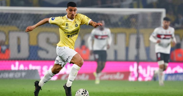 Le FC Sochaux accède à la Ligue 2 trois ans après sa rétrogradation en National.