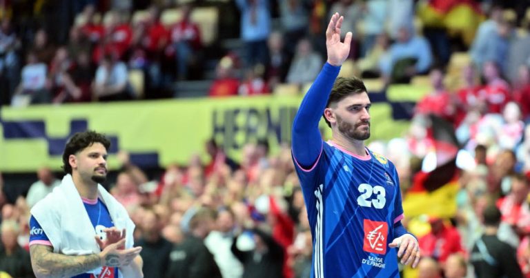 L&rsquo;équipe de France de handball se qualifie pour le Mondial après sa victoire contre la République tchèque.