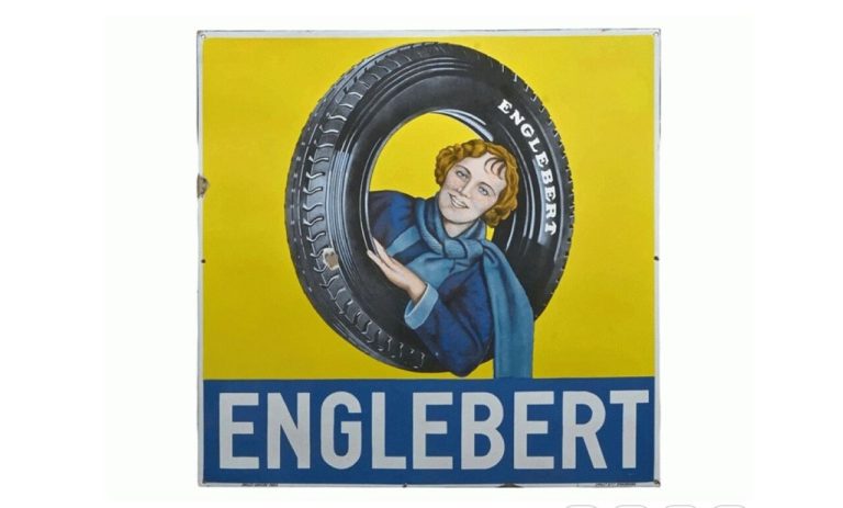 Enchères à Chartres : une plaque émaillée pour pneumatiques Englebert proposée par la Galerie