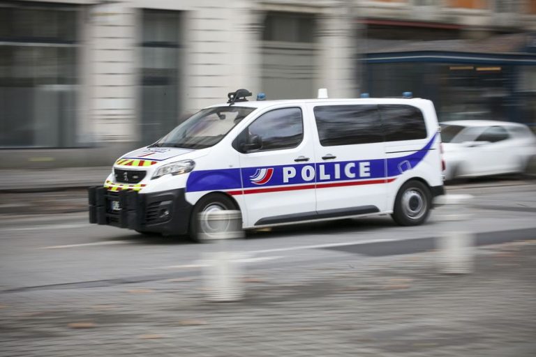 Un maire des Côtes d&rsquo;Armor mis en examen et écroué pour « dérives sectaires »