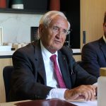 Jean-Pierre Raffarin à Dijon : redonner au maire son rôle dans l&rsquo;élaboration de la loi