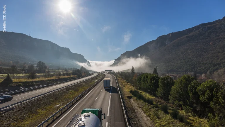 L&rsquo;hydrogène transforme le transport dans les Pyrénées : une initiative transfrontalière.