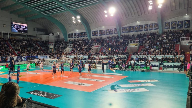 Un nouveau coach brésilien rejoint le Tours Volley Ball pour la saison à venir.