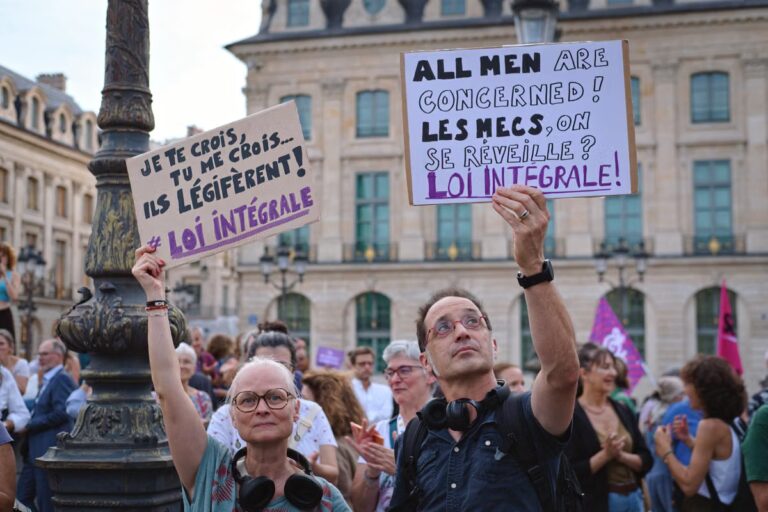 Primaire de gauche : un observatoire féministe interroge les cinq candidats sur leurs programmes