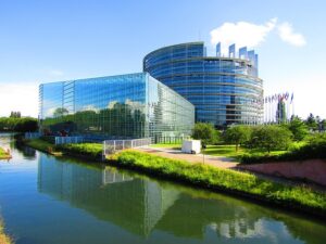 Eurobaromètre : l’UE rassure dans un monde troublé, mais le coût de la vie inquiète
