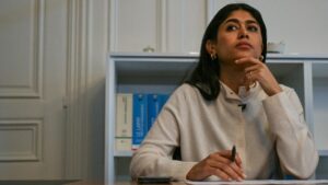 À Paris, dix mois avec sursis et deux ans d’inéligibilité requis contre Rima Hassan
