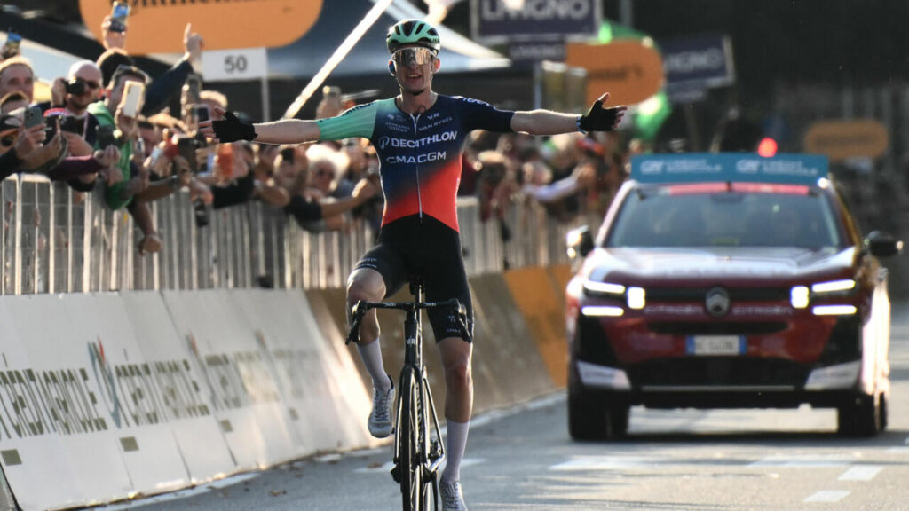 À 20 ans, Paul Seixas devient le plus jeune vainqueur de l’histoire du Tour de Lombardie