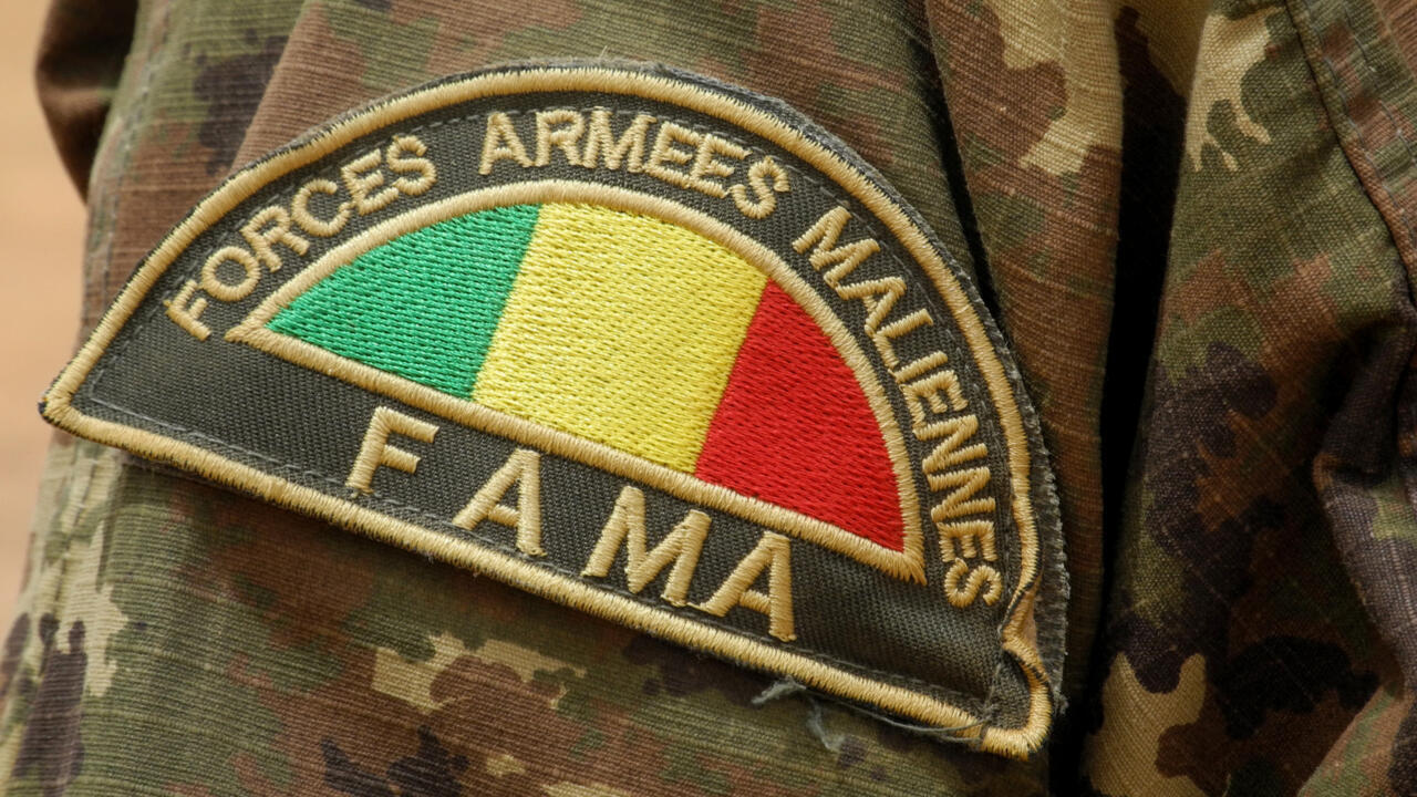 Mali : un convoi militaire quitte Anéfis alors que l’armée annonce des opérations dans la région de Kidal