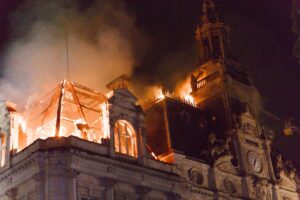 Après les violences du 17 octobre, les dons affluent pour les commerces et la mairie de Limoges