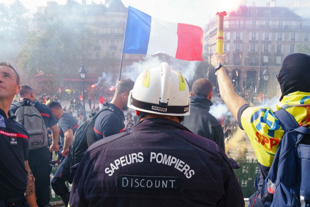 Les syndicats de pompiers déposent un préavis de grève du 21 octobre au 4 décembre 2026