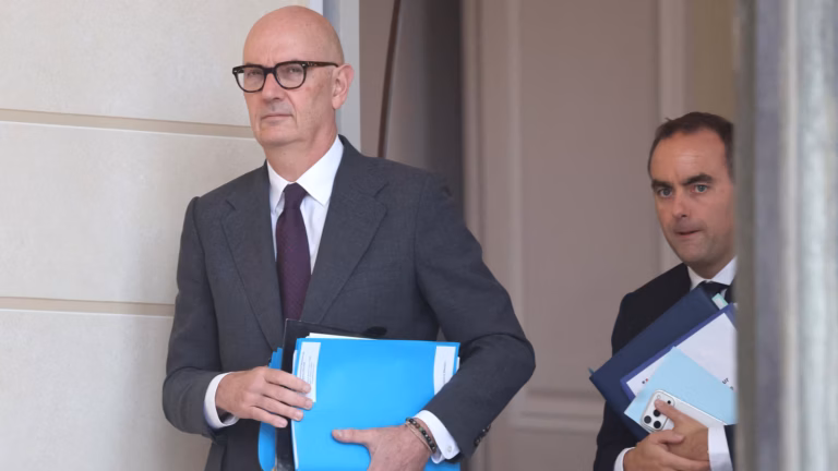 Sondage : 45 % des Français opposés à l’adoption du budget 2027 du gouvernement