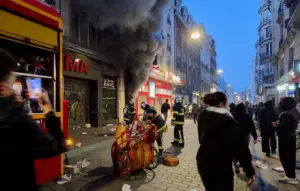 À Lille, le Coin des Barons pillé puis incendié lors des violences du 17 octobre