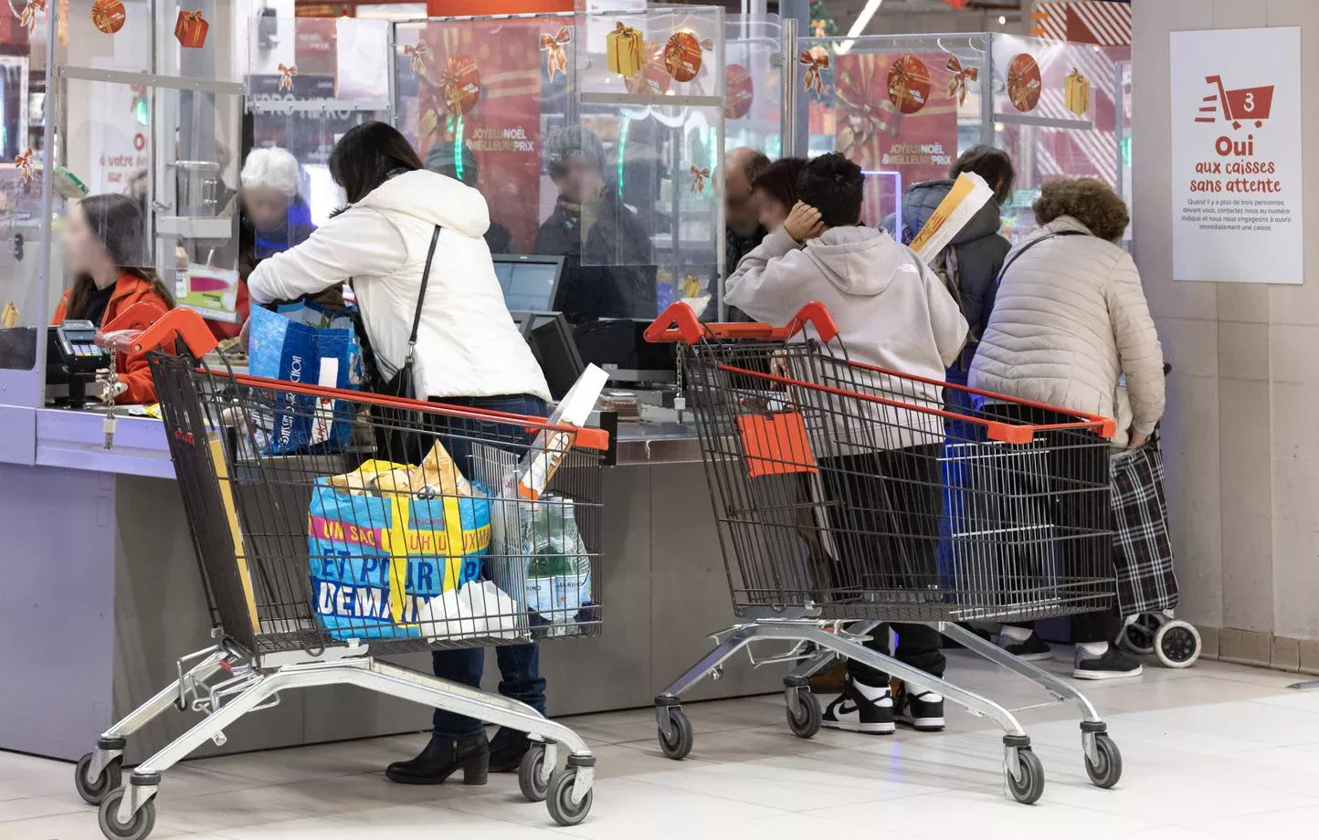 L’Assemblée vote la pérennisation des titres-restaurant pour les courses alimentaires
