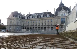 À Rennes, la place de la République doit être reconstruite pour accueillir du gazon