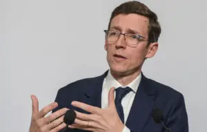 Avant la rentrée, Geffray rappelle aux lycéens les mesures annoncées par le gouvernement